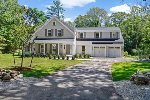 15 Turkey Hill Ln, Hingham, MA 02043