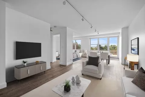 151 Tremont St #6H, Boston, MA 02111