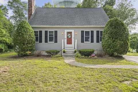 271 Roosevelt Rd, Weymouth, MA 02188