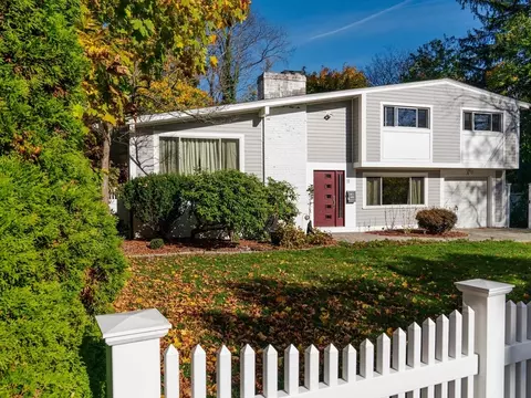 11 Mildred, Newton, MA 02459