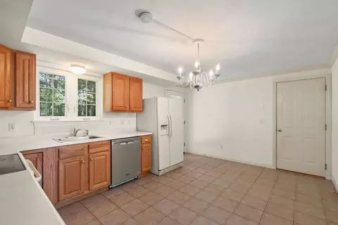 6 Harkins Way, Wareham, MA 02571 photo 2