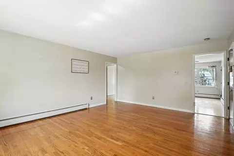 48 Colonial Cir #D, Chicopee, MA 01020 photo 4