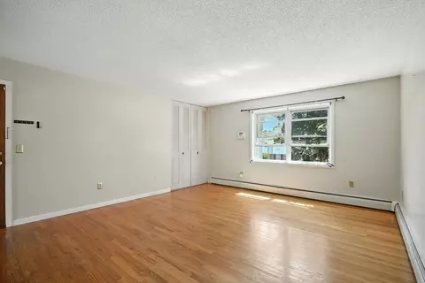 48 Colonial Cir #D, Chicopee, MA 01020 photo 3