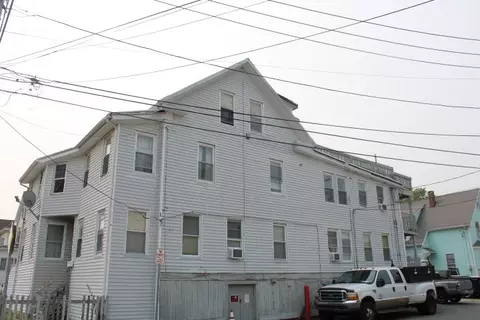 13 12 Cleveland St, Gloucester, MA 01930