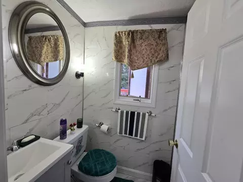 95 Eureka St, Worcester, MA 01603 photo 38
