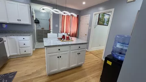 95 Eureka St, Worcester, MA 01603 photo 3