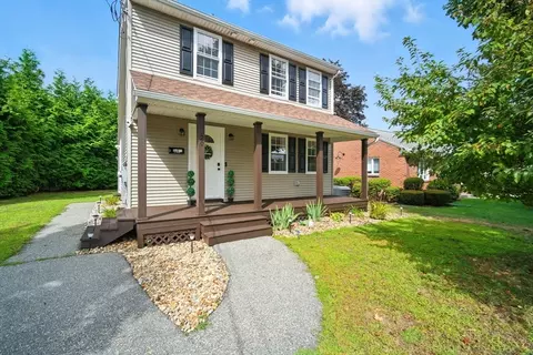 20 Gilbert Ave, Chicopee, MA 01013 photo 2
