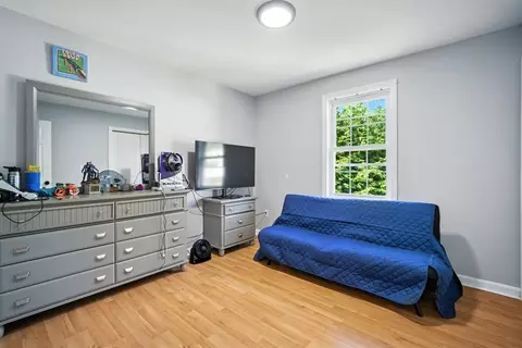 20 Gilbert Ave, Chicopee, MA 01013 photo 19
