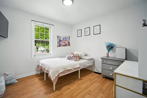 20 Gilbert Ave, Chicopee, MA 01013 photo 16