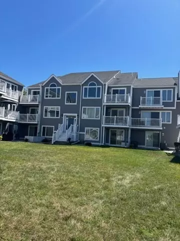 700 Shore Dr #902, Fall River, MA 02721 photo 3