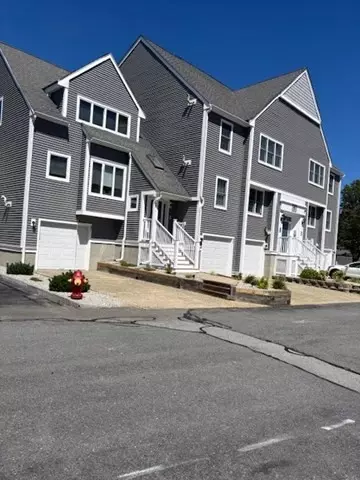 700 Shore Dr #902, Fall River, MA 02721