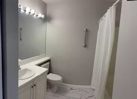 700 Shore Dr #902, Fall River, MA 02721 photo 16
