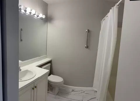 700 Shore Dr #902, Fall River, MA 02721 photo 11