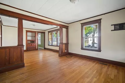 Living - 56-58 Phoenix St, Springfield, MA 01104 photo 2 of 4