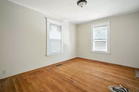 Bedroom - 56-58 Phoenix St, Springfield, MA 01104 photo 2 of 8