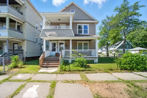 56-58 Phoenix St, Springfield, MA 01104