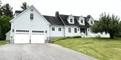 20 Slab Bridge Rd, Freetown, MA 02702