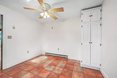 8 Barnes St, Wareham, MA 02571 photo 14