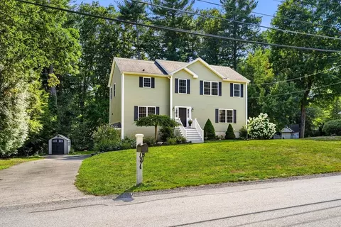 6 Chester Ave, Burlington, MA 01803