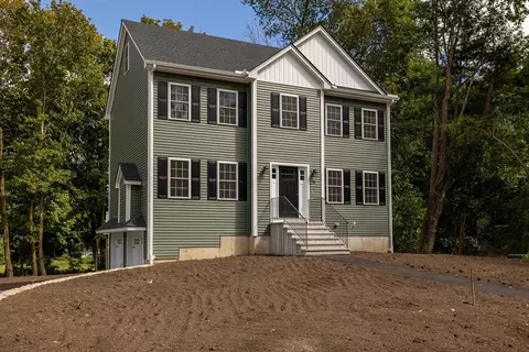 9 Boynton Ave, Billerica, MA 01821