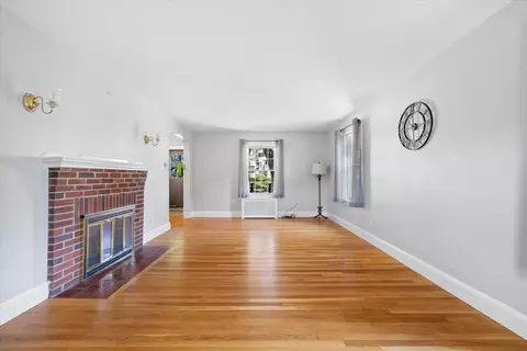 49 Monroe Ave, Worcester, MA 01602 photo 7