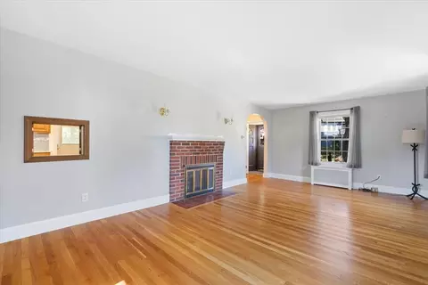 49 Monroe Ave, Worcester, MA 01602 photo 8
