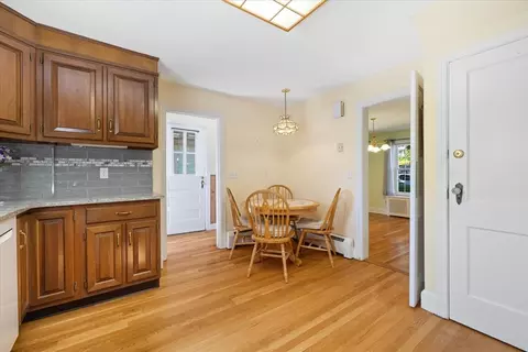 49 Monroe Ave, Worcester, MA 01602 photo 16