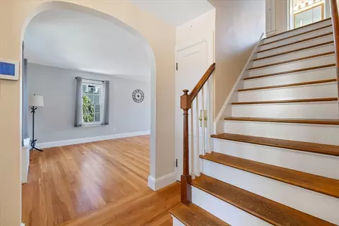 49 Monroe Ave, Worcester, MA 01602 photo 5