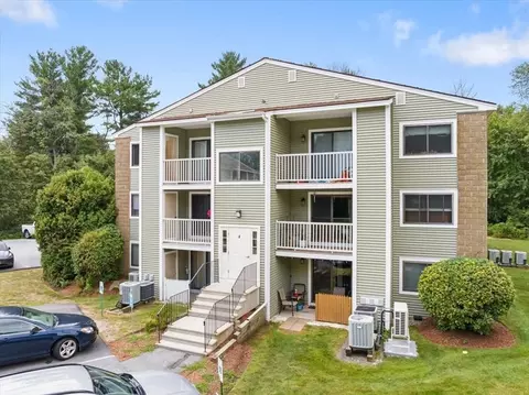 4 Bridgeview Cir #29, Tyngsborough, MA 01879