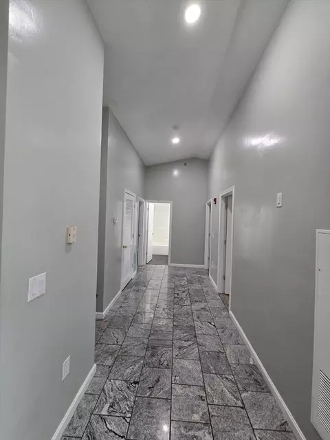 1 Hatfield St #11, Worcester, MA 01604 photo 19