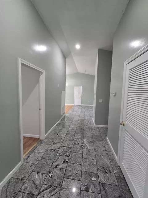 1 Hatfield St #11, Worcester, MA 01604 photo 10