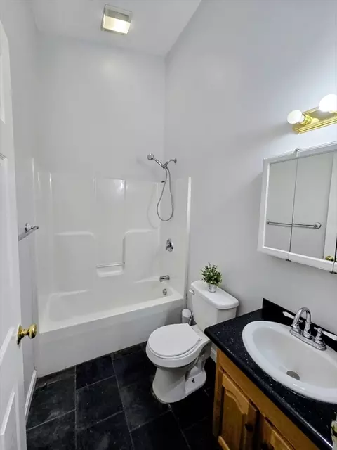 1 Hatfield St #11, Worcester, MA 01604 photo 12