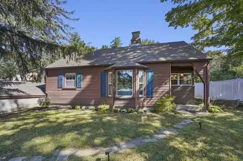 1337 Pleasant St, Worcester, MA 01602