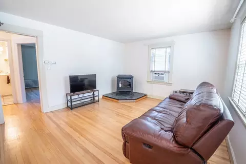 1 Applebee Ave, Webster, MA 01570 photo 9