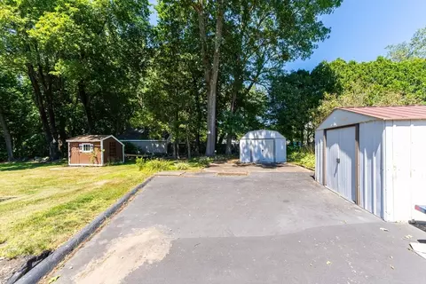 1 Applebee Ave, Webster, MA 01570 photo 33