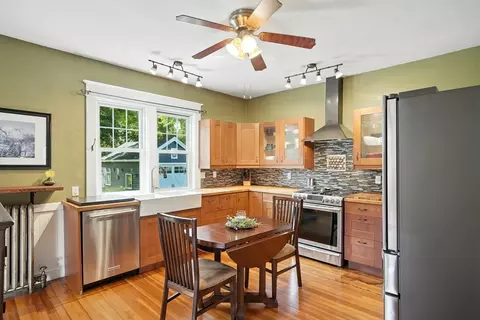 38 Clark St, Easthampton, MA 01027 photo 13