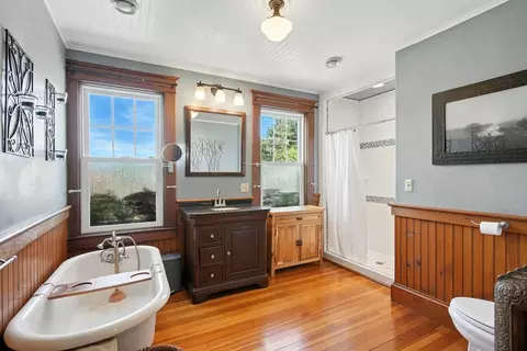 38 Clark St, Easthampton, MA 01027 photo 23