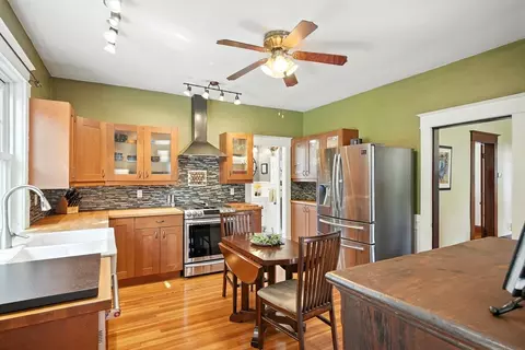 38 Clark St, Easthampton, MA 01027 photo 14