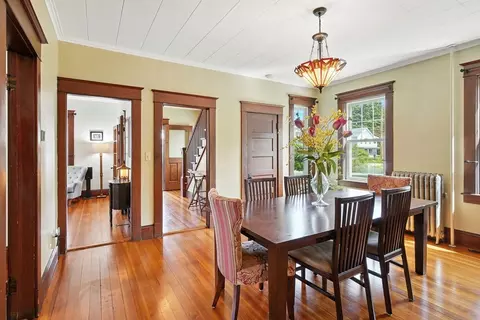 38 Clark St, Easthampton, MA 01027 photo 9