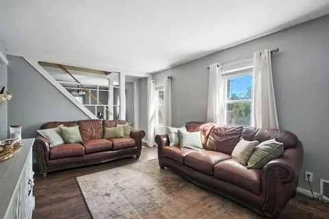Living - 98 Rollins St, Springfield, MA 01109 photo 1 of 1