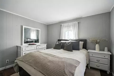 Bedroom - 98 Rollins St, Springfield, MA 01109 photo 2 of 3