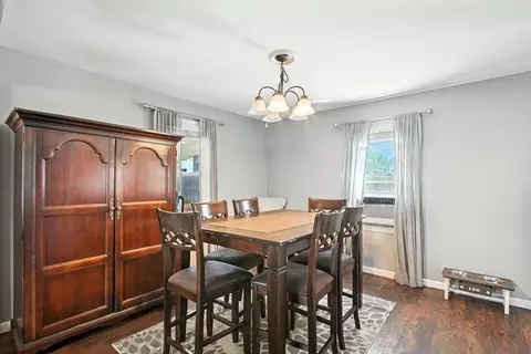 Dining - 98 Rollins St, Springfield, MA 01109 photo 2 of 2