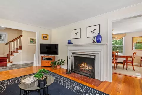 27 Concord St, Needham, MA 02494 photo 6