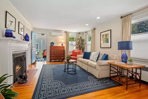 27 Concord St, Needham, MA 02494 photo 4