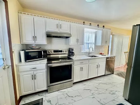 54 Kenberma Rd, Worcester, MA 01604 photo 11