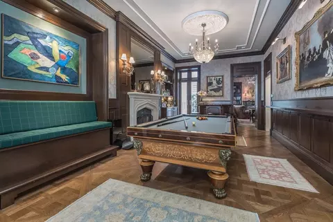 11 Chestnut St, Boston, MA 02108