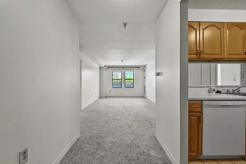 750 Davol St #119, Fall River, MA 02720 photo 10