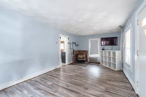 245 Arthur St, Springfield, MA 01104 photo 8