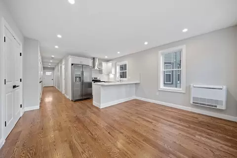 52 Bellevue St #3, Dorchester, MA 02125