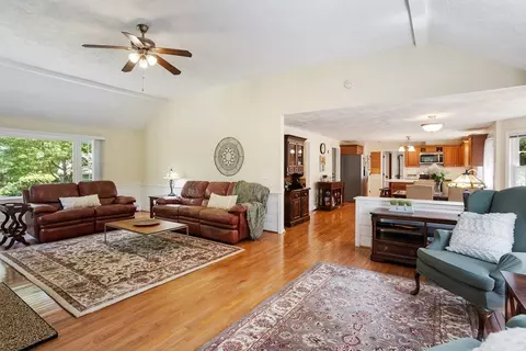 16 Silver Hill Rd, Acton, MA 01720 photo 9